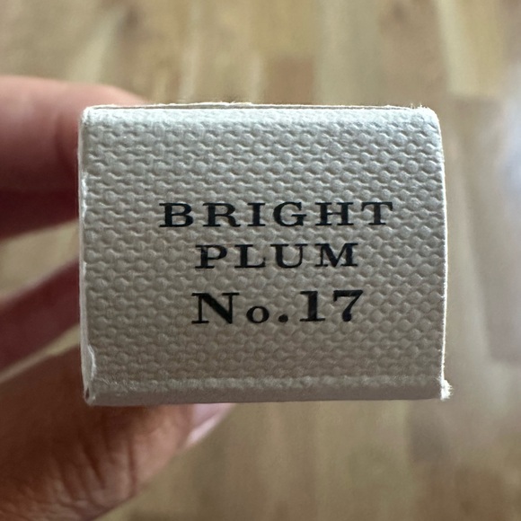 New Burberry lip gloss - Picture 4 of 6